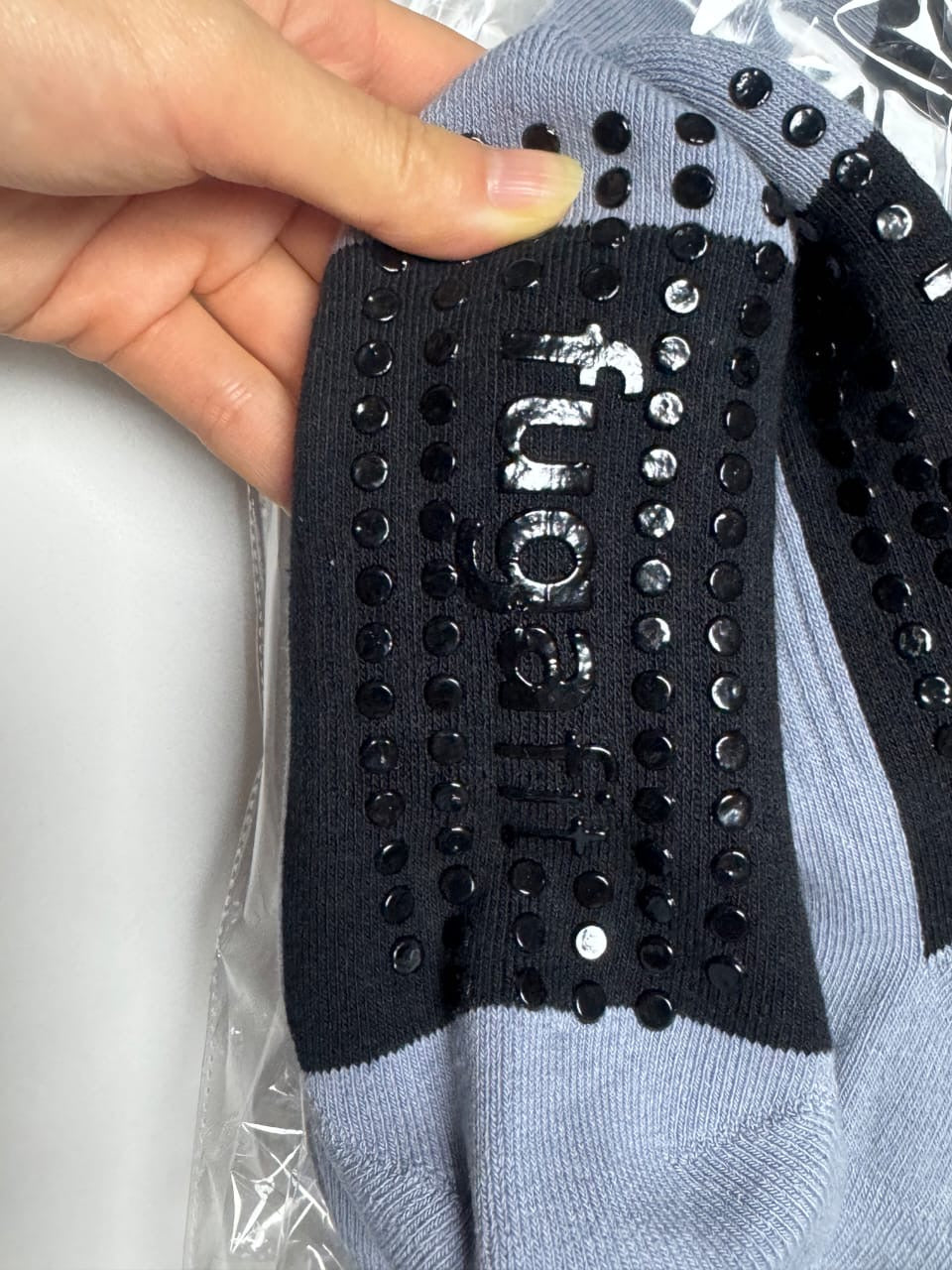 Yoga / Pilates / Reformer Grip Socks | Grey | Unisex - Fugafit