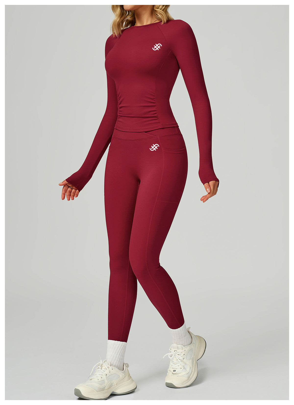Activate Leggings | Cherry Red in - Leggings activewear