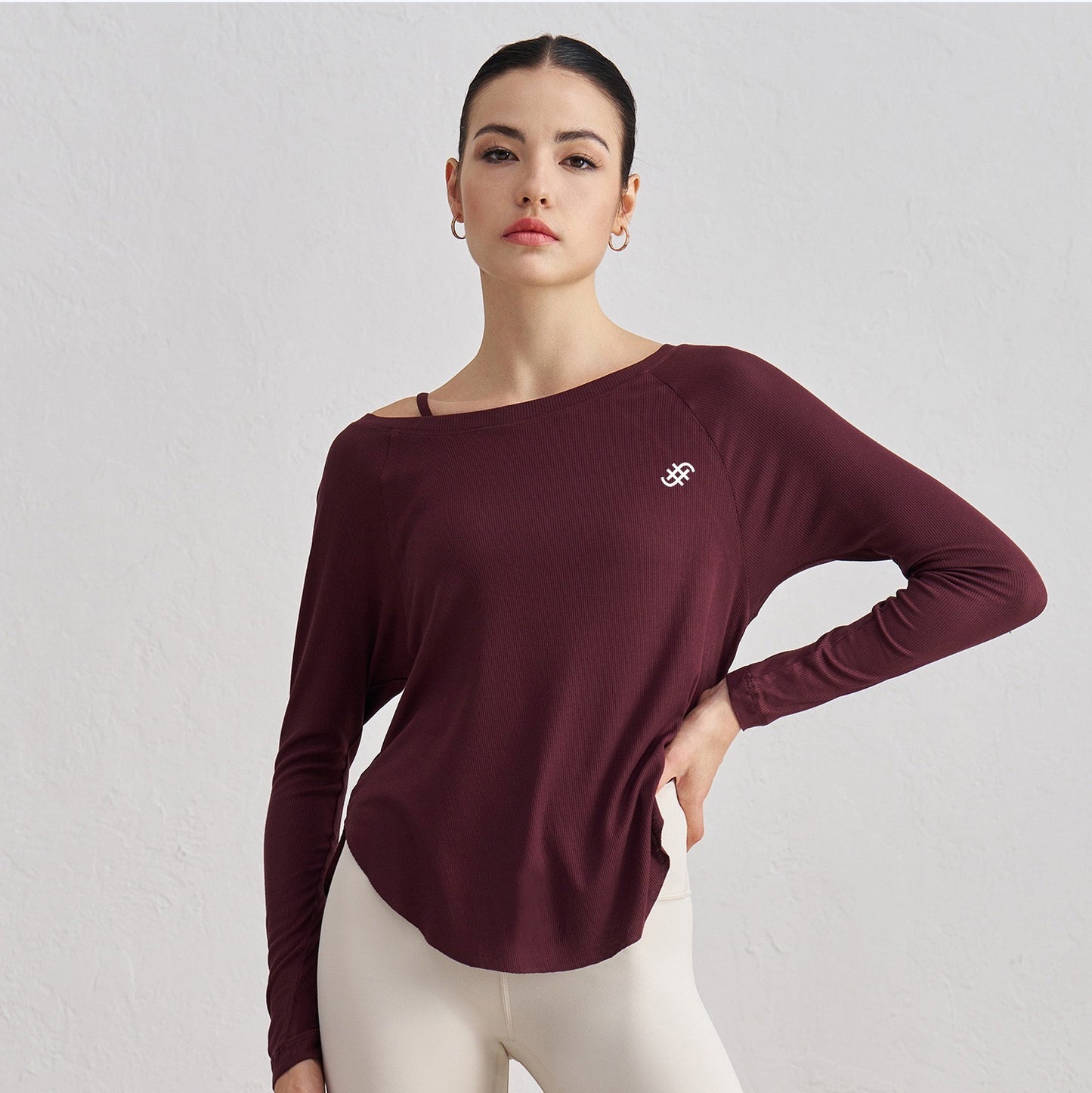 Rosso Lightweight Long Top| Acora Red in - Tops activewear