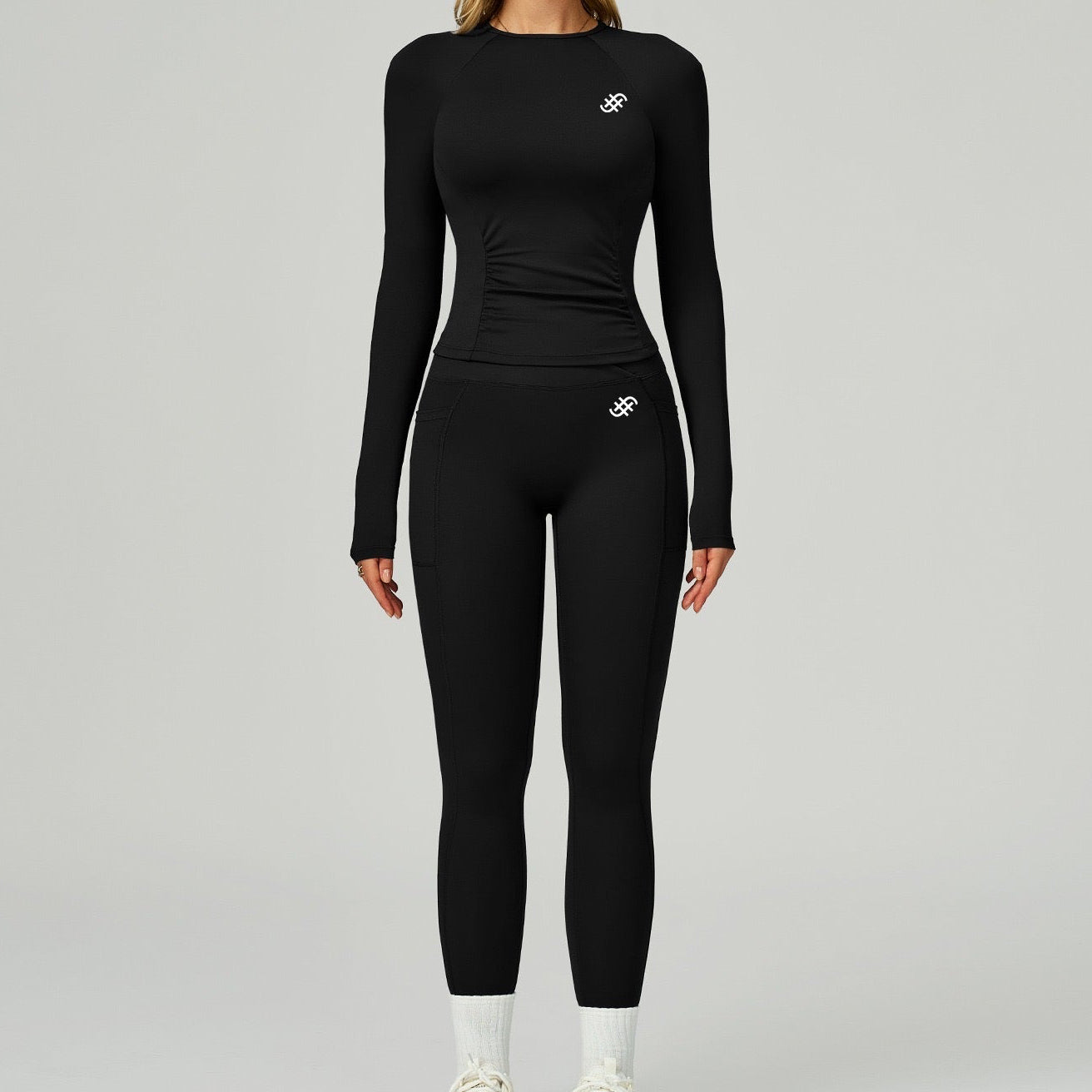 Activate Long Sleeve Top | Black in - Tops activewear