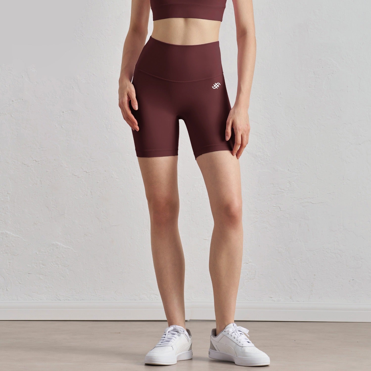 Rosso Shorts | Ancora Red in - Shorts activewear